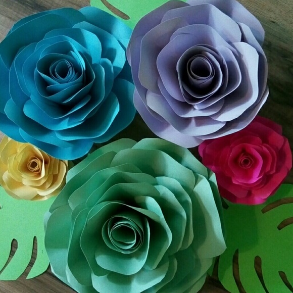 Paper flowers wall decor baby nursery decor Girls - Picture 2 of 8